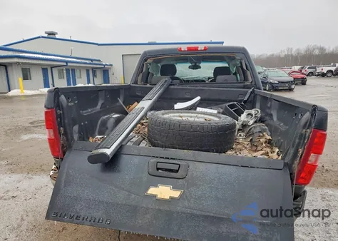 2012 Chevrolet Silverado z USA, uszkodzony, nr VIN 3GCPKSE77CG256310